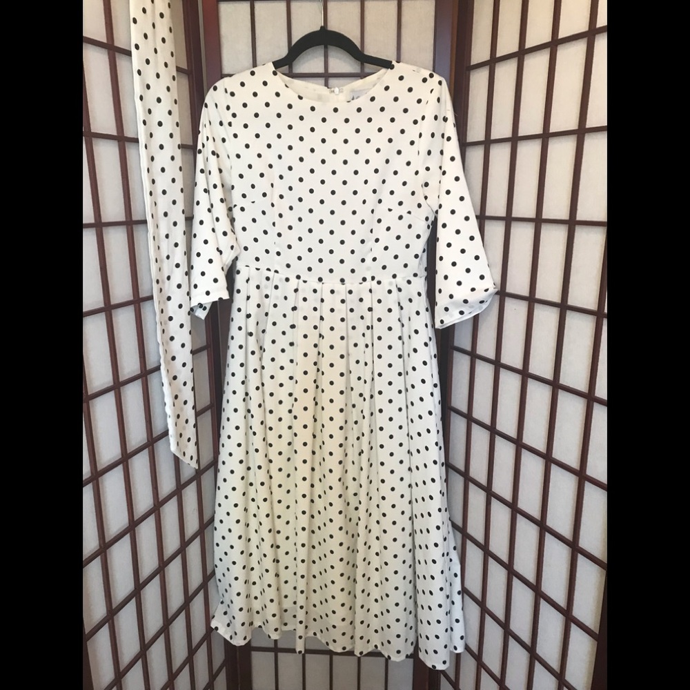 DJ Like New Polka Dot Dress!🌺